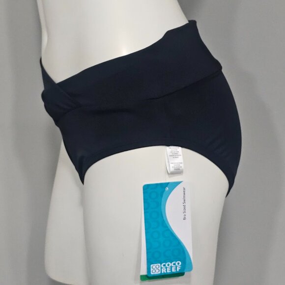 Coco Reef Serene V-Waist Crossover Bikini Bottoms - Picture 3 of 10